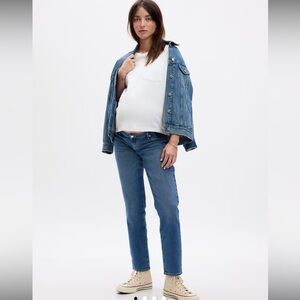 GAP Maternity Inset Panel Girlfriend Jeans, Washwell Denim, Medium Wash, Stretch